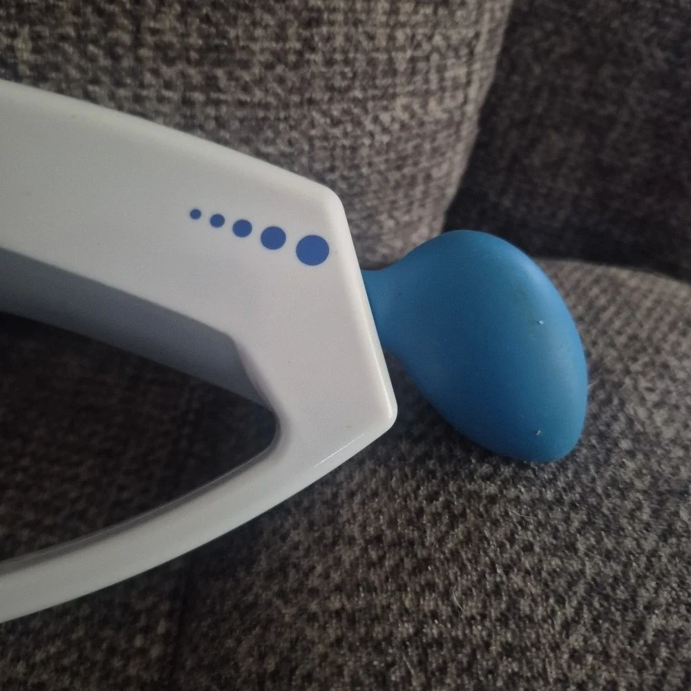 Bop It Hand Held Electronic Talking Game Hasbro 2008 - Tested & Works Great!